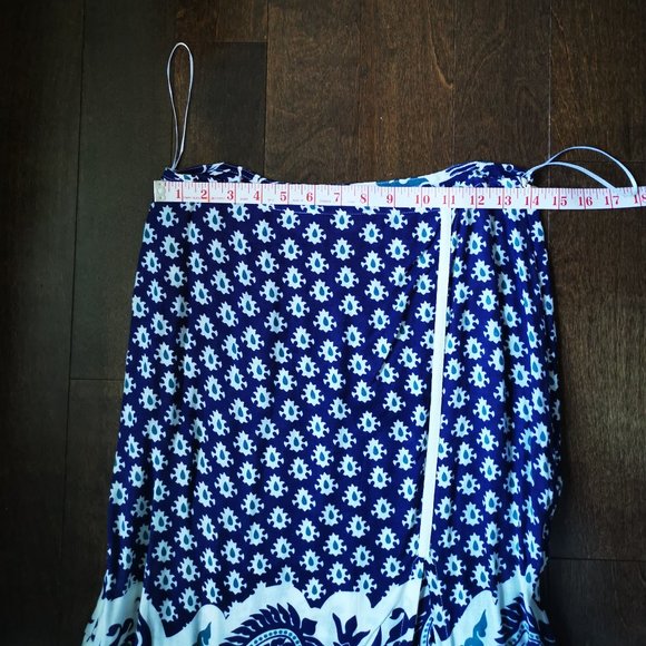 Maxi Skirt with slit - Picture 3 of 6